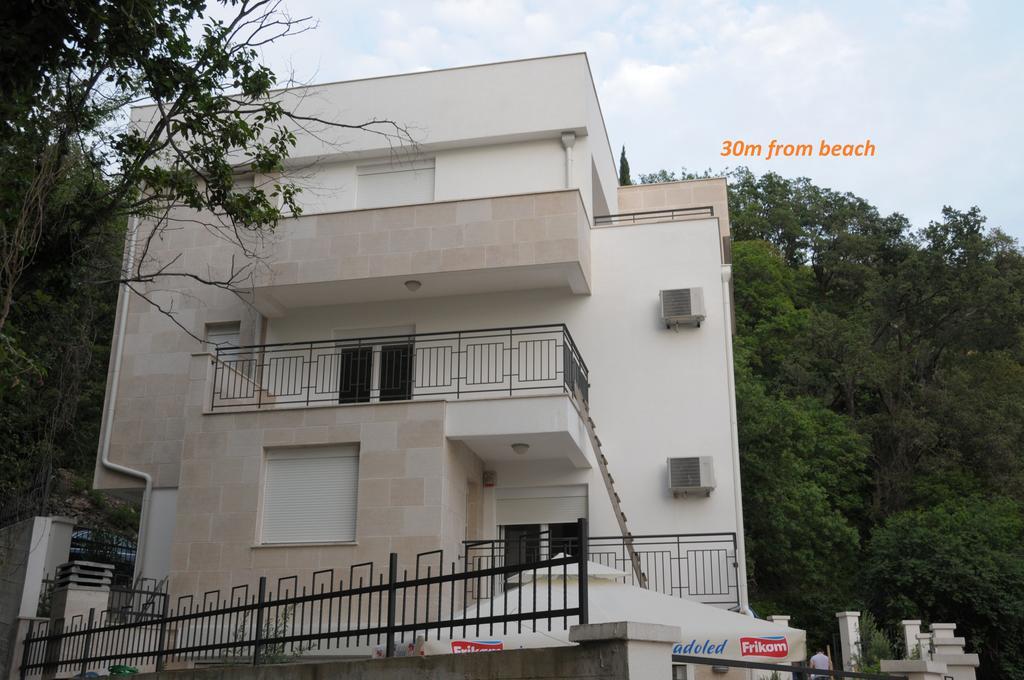 Apartments Villa Simonovic Petrovac Extérieur photo