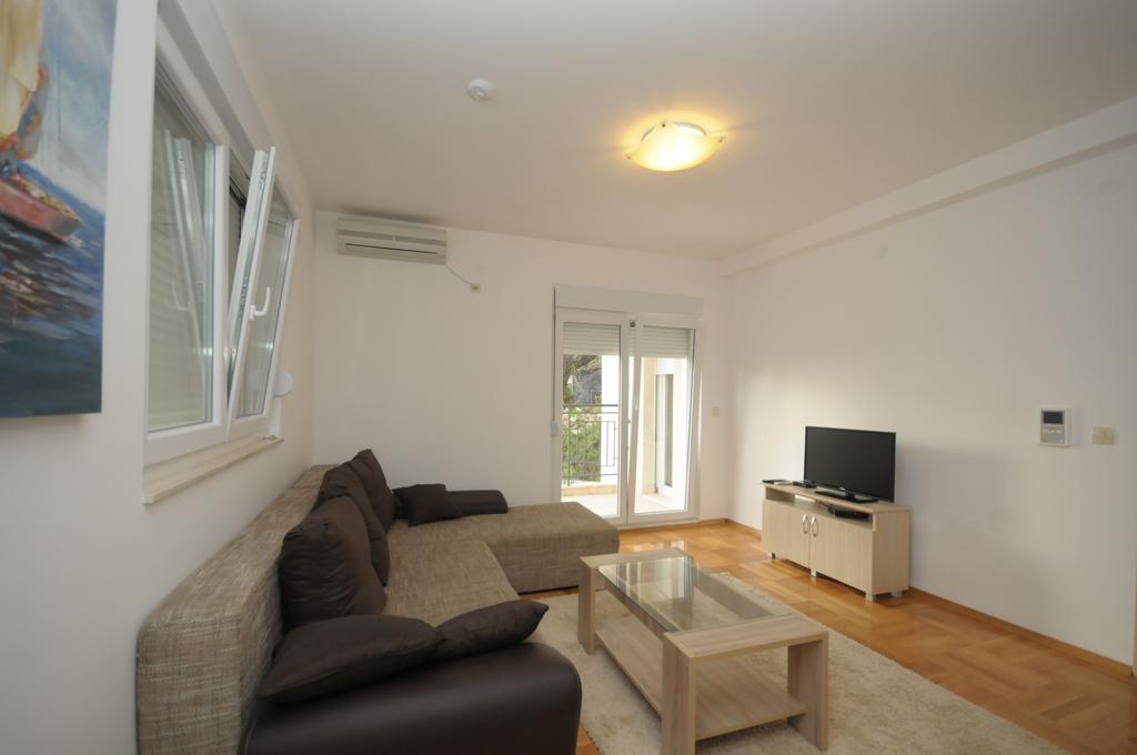 Apartments Villa Simonovic Petrovac Extérieur photo