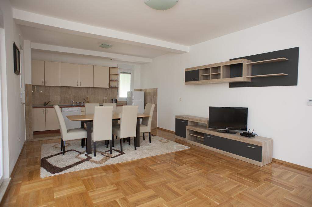 Apartments Villa Simonovic Petrovac Extérieur photo